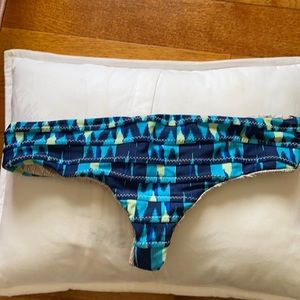 Acacia bottoms. Size medium. Never worn.